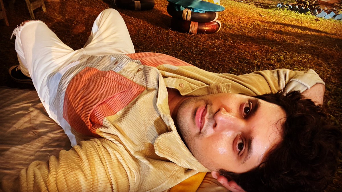 Love this shot #BTS #ziddidilmaanena