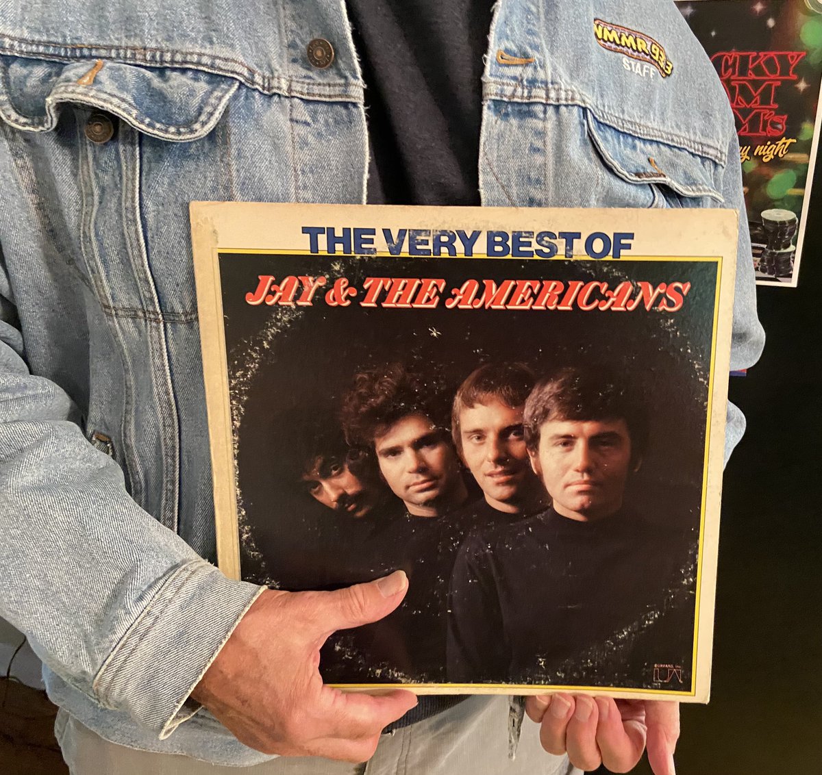 jackybambam933's tweet photo. My Dad Poppa BamBam showing me his JAY BLACK Vinyl catalog.We lost a great voice,JAY BLACK of JAY & THE AMERICANS. They opened for the Beatles & Founding members of Steely Dan played in his his solo band.Thanks Dad! #RIPJayBlack @933WMMR @RollingStone https://t.co/uSVl5x2rGC https://t.co/rOL2B0uMCi