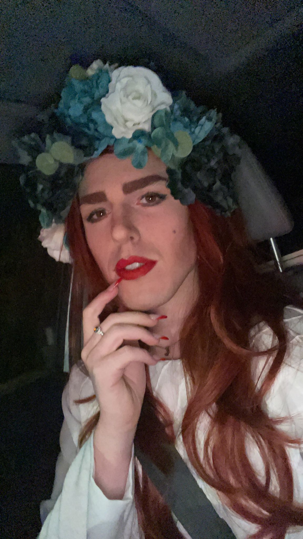 Cinnamon Girl (QueefOTheDamned) / Twitter