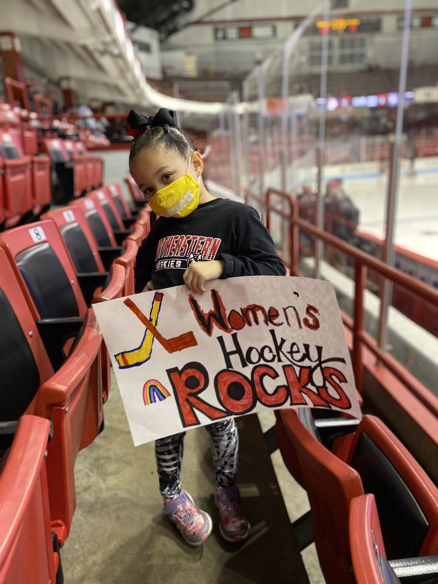 morank5's tweet photo. For my Finn &amp; @GoNUwhockey - Girl on Fire 🔥 #NUJukebox @GoNUathletics https://t.co/f8hz1E4Dpw