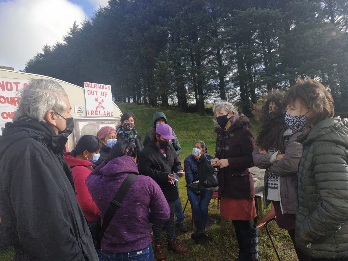 Really powerful exchange and compartición today between the #Zapatista delegation and communities resisting mining in the #Sperrins.

Incredible mutual recognition and solidarity w each other's struggles!