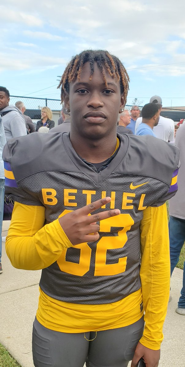 Thank you BU family for a tremendous opportunity. First class coaches who believed in me and allowed me to be part of a great football program. Looking to transfer Spring 22 (4 years eligibility). My recruitment is 100% open !!!