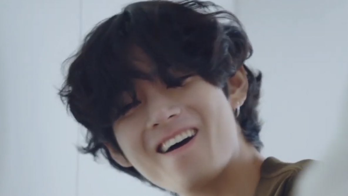tetesmiling tweet picture