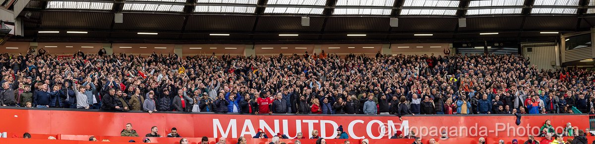 propagandaphoto's tweet photo. Yes Reds! #MUNLIV #LFC #5nil https://t.co/6TdYpWJRnO