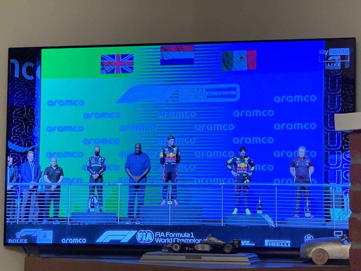 McLaren Doggo tweet media