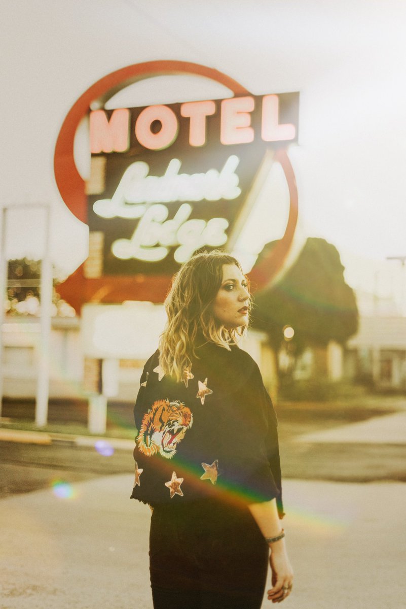 V∆Ŋ Đ∆ЯĮЄŊ tweet media