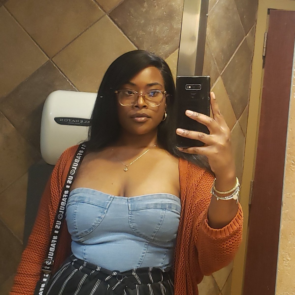 tkoshells's tweet image. #NewProfilePic