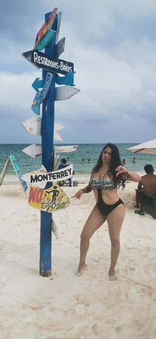 Aqu&iacute; no me dejan sacarlas a pasear #beach #beachfun #PlayaDelCarmen #playa #vacation https://t.co/YS<a href="/tag/beach"class="tags">#beach</a><a href="/tag/beachfun"class="tags">#beachfun</a><a href="/tag/vacation"class="tags"><span>#vacation</span></a><a href="/tag/playa"class="tags"><span>#playa</span></a><a href="/tag/playadelcarmen"class="tags"><span>#playadelcarmen</span></a>