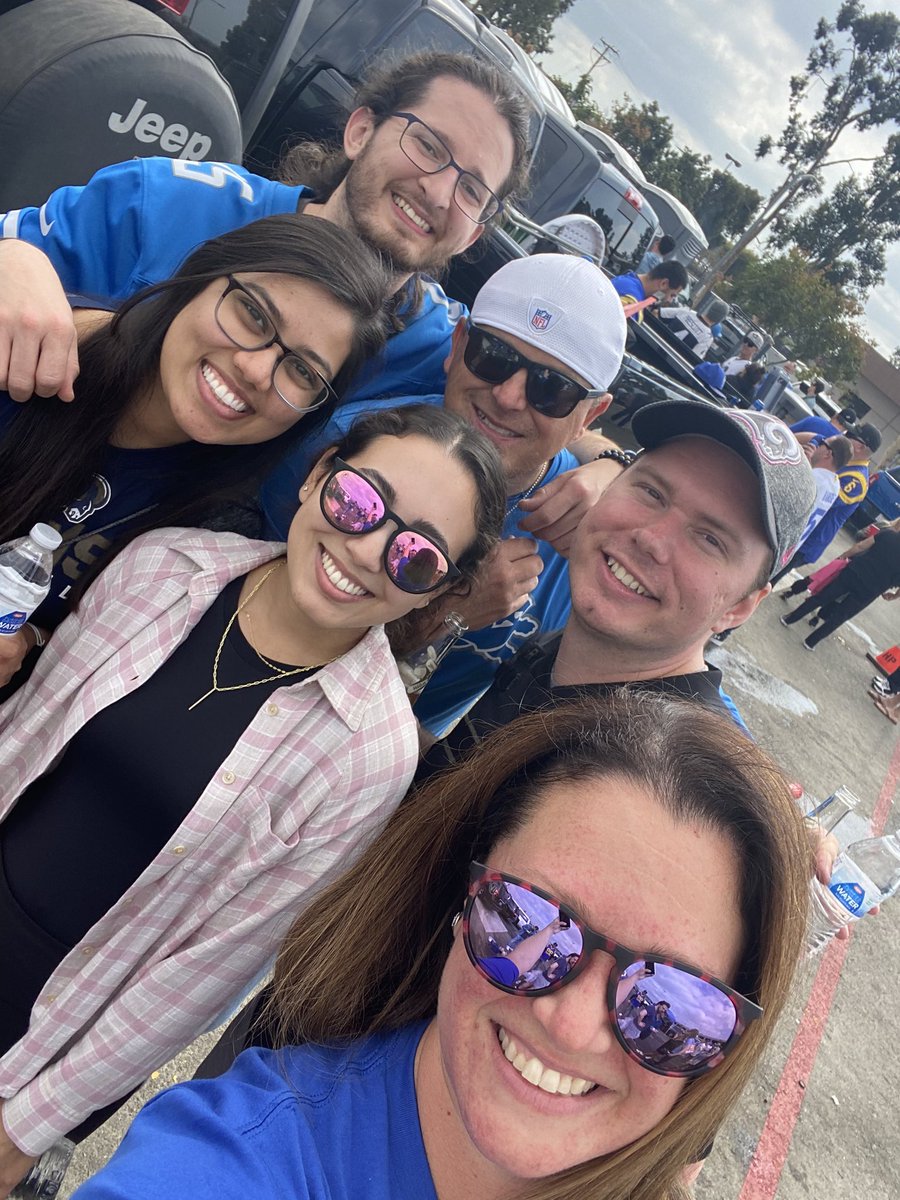 mrsrupkey's tweet photo. #RamsHouse https://t.co/xUOAmKAlZG