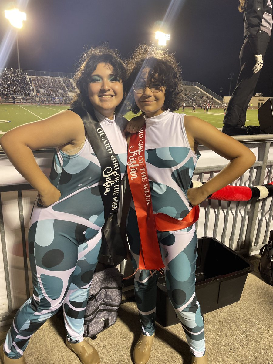 jpshsguard's tweet photo. Congratulations to our Guard Girls of the Week, Sofia and Tristan! ❤️🖤 https://t.co/SacKtZ4jg8