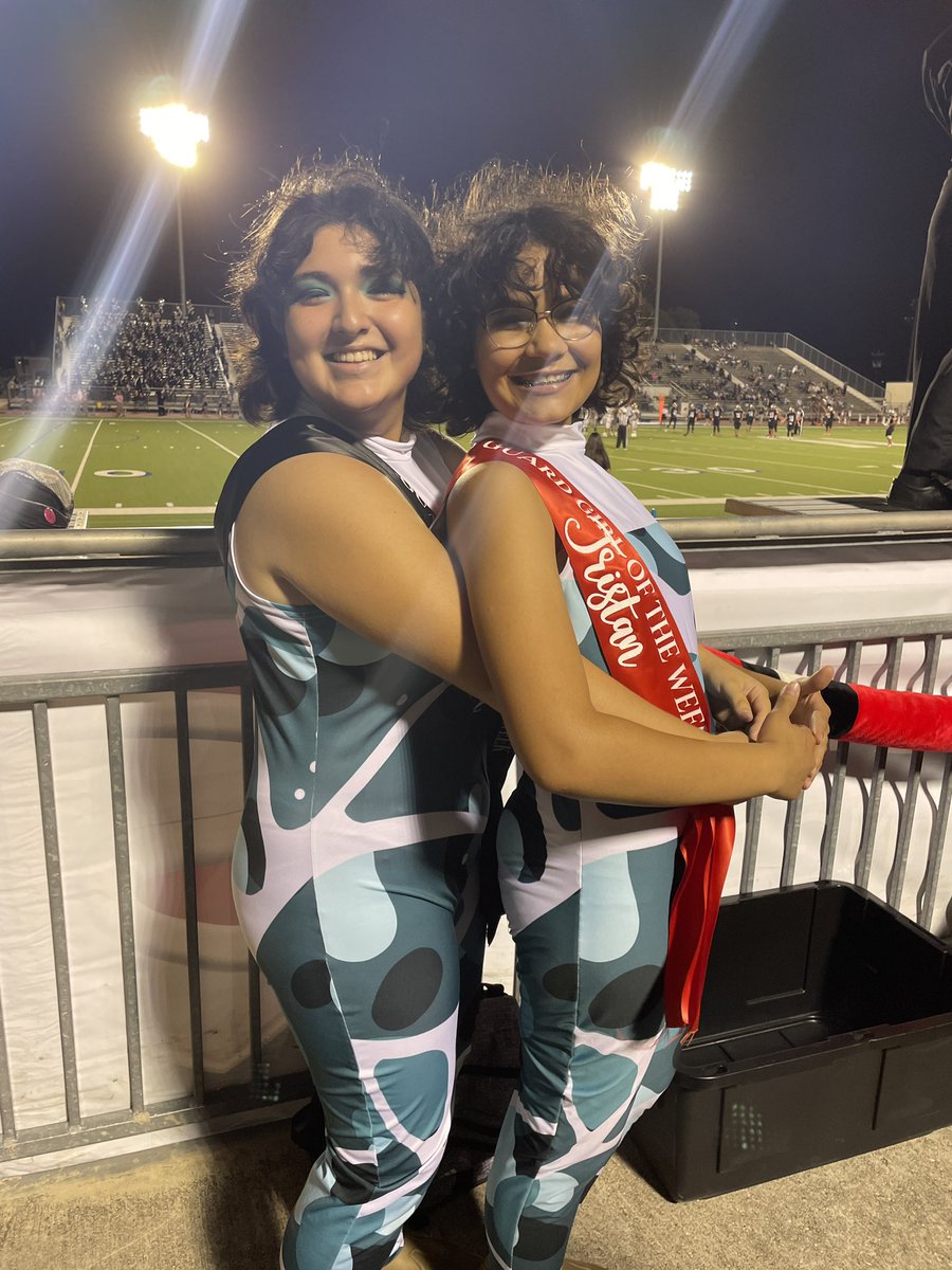 Congratulations to our Guard Girls of the Week, Sofia and Tristan! ❤️🖤