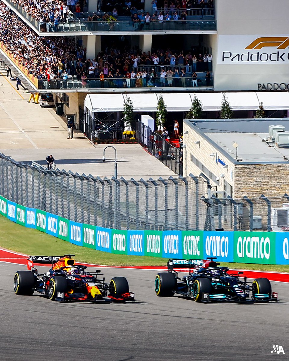 Verstappen extends his standings lead! 📈

1. Verstappen - 287.5 pts
2. Hamilton - 275.5 pts
3. Bottas - 185 pts
4. Perez - 150 pts
5. Norris - 149 pts
6. Leclerc - 128 pts
7. Sainz - 122.5 pts
8. Ricciardo - 105 pts
9. Gasly - 74 pts
10. Alonso - 58 pts

#F1 #USGP #Autosport