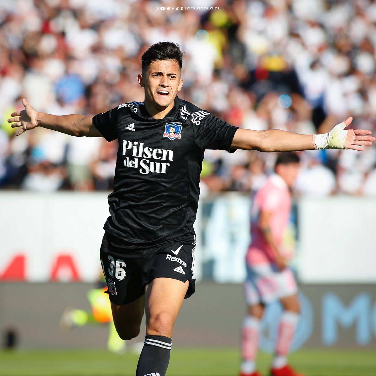 ColoColo's tweet photo. #PibeDeOro 🤩❤️ https://t.co/1mfiGc1HyN