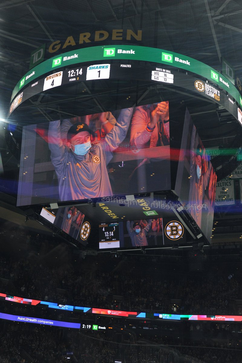 NHLBruins's tweet photo. .@ThibeaultJake had the barn buzzing.

#NHLBruins | @tdgarden https://t.co/c4x6fw6msW