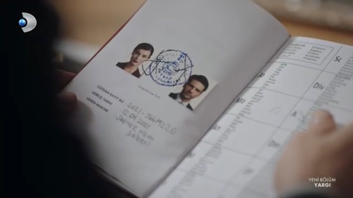 Bu bakış Emir Kozcuoğlu'nun çakallık yaptıktan sonra attığı bakış değil mi yaaaa? Fıtrat değişir sanma, bu kan yine o kandır 👌🤤 #yargıdizi