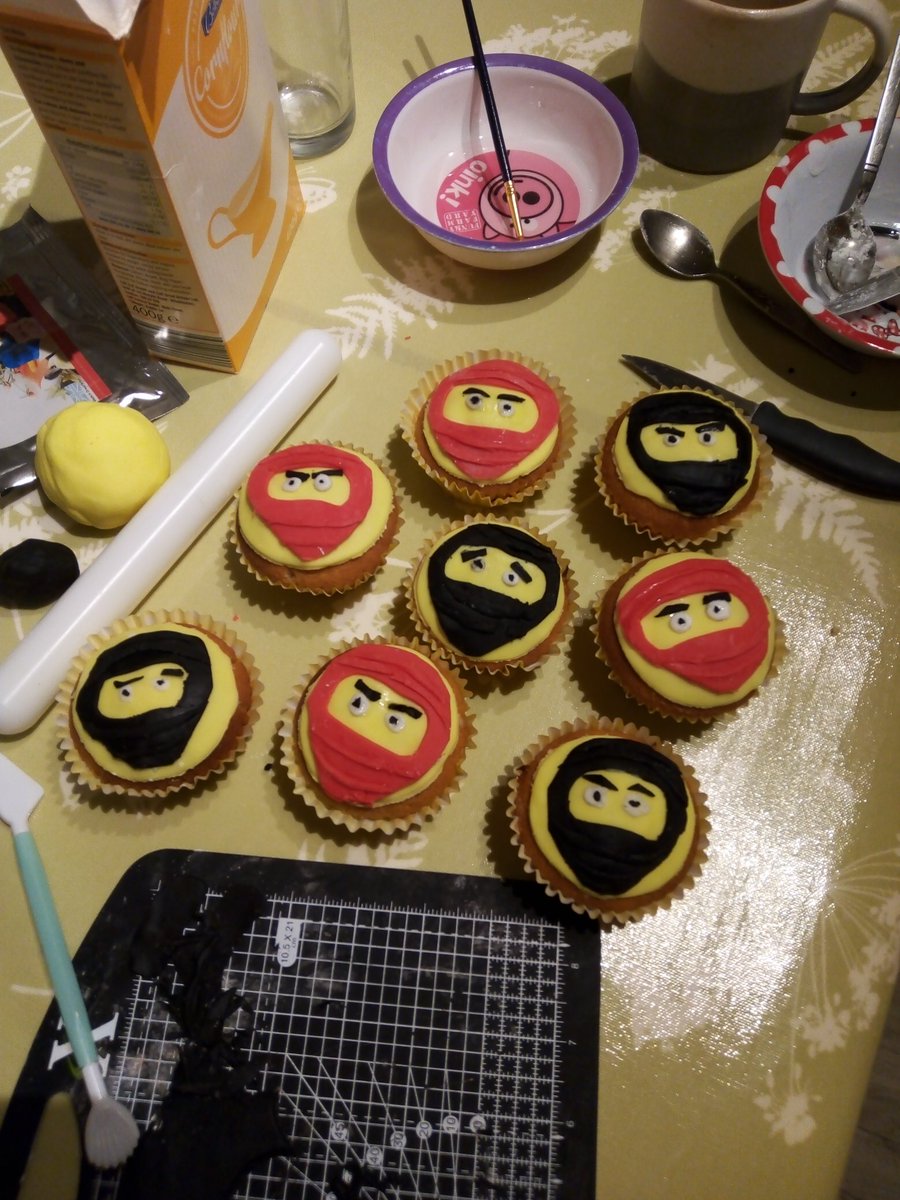 JimDay22857614's tweet photo. About 2 hours ago she said "Your son wants Lego Ninjago cakes at his birthday party. I've got all the ironing to do..."

Not quite Ninjago.
Not quite @BritishBakeOff standard.
But not too bad either?

A lot of time &amp; love went into these so they'd better be appreciated tomorrow! https://t.co/p8ehWvyHLQ