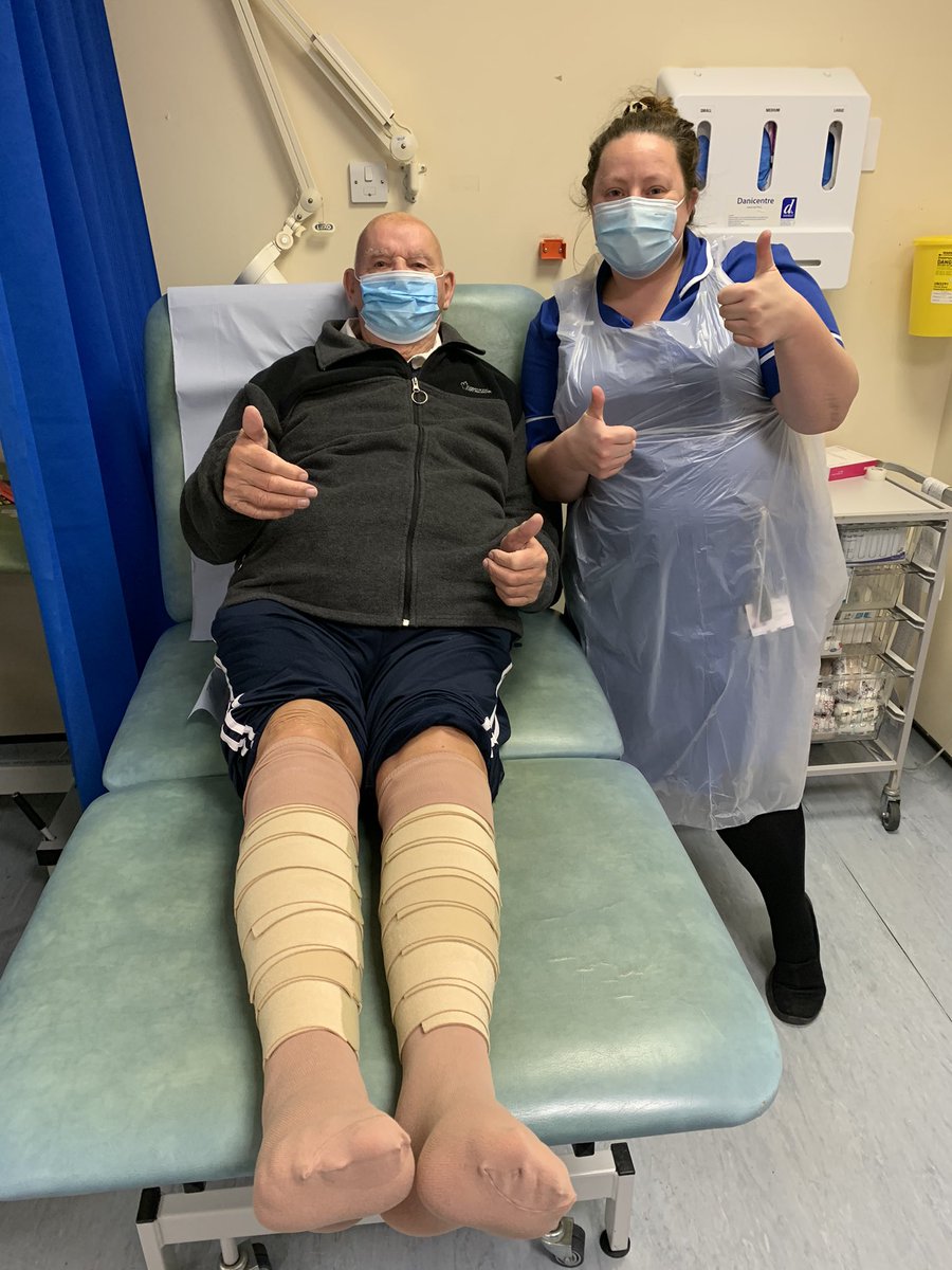 OldhamRoom's tweet photo. Two happy patients from Friday Failsworth group- @OldhamRoom both struggled with swollen legs  for a number of years. Today they walked out in compression garments - and can’t wait to get a proper pair of shoes on #patientcentredcare @NCAlliance_NHS @OldhamCO_NHS @zoeleanne111 https://t.co/NhNQAF2UTy