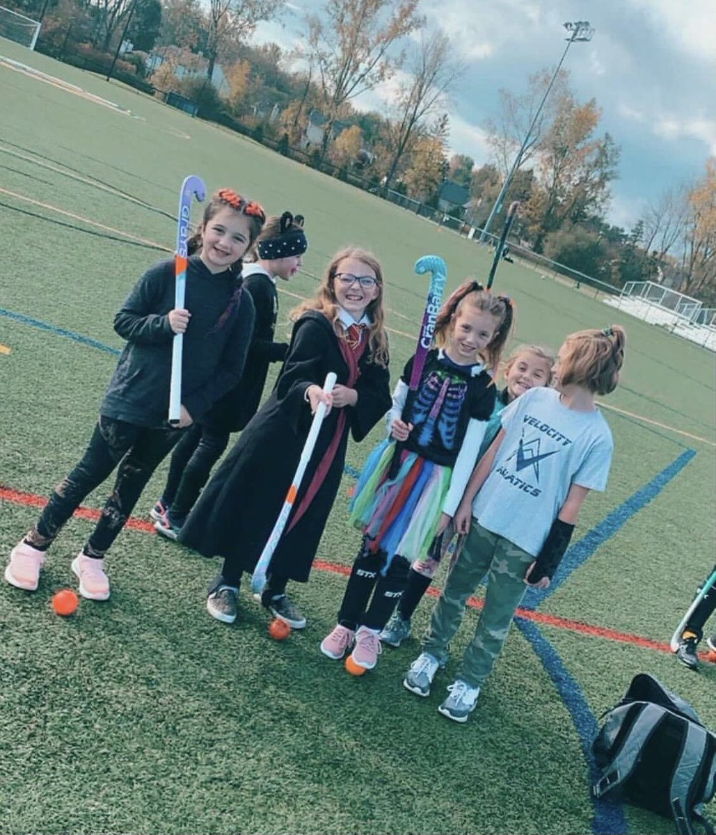 StampedeFH's tweet photo. 🎃Happy Halloween 🎃 
Had fun today with our Stampede HERD kiddos 🏑🏑👻💀🎃@USAFieldHockey https://t.co/yrW00fmWf7