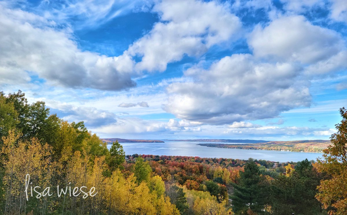 dark_exposure's tweet photo. It was the perfect fall weekend adventure! The only thing wrong with it was that it had to end! 
@PureMichigan  #fall #Autumn #mtbworld #biking #adventure #explore #Michigan https://t.co/RCpOmLVsao