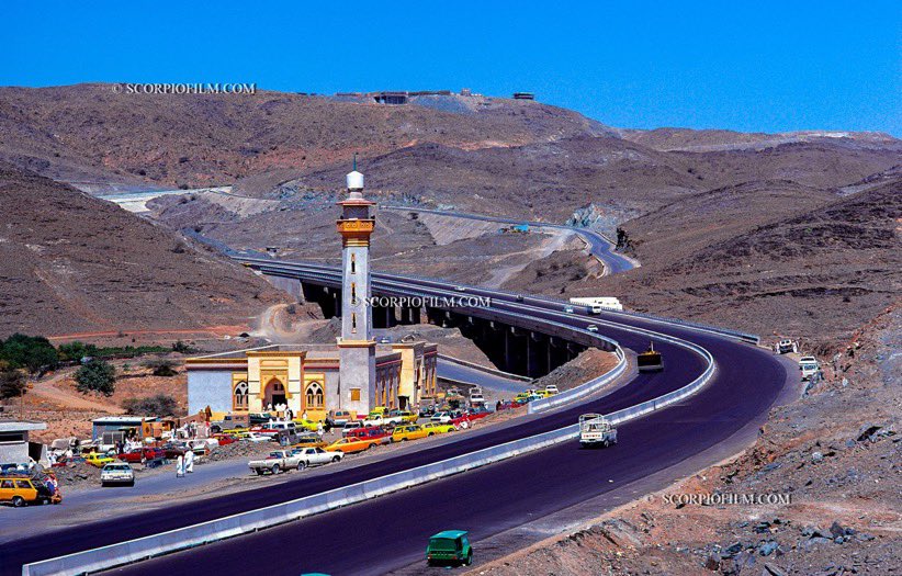 Taif_info's tweet photo. صورة عالية الوضوح ..

لطريق الهدا " وادي محرم "  قبل أكثر من ٤٠ سنه 

مكتبة صور رينيه تشيكوف مينوسا https://t.co/rRRFzx8Rcs