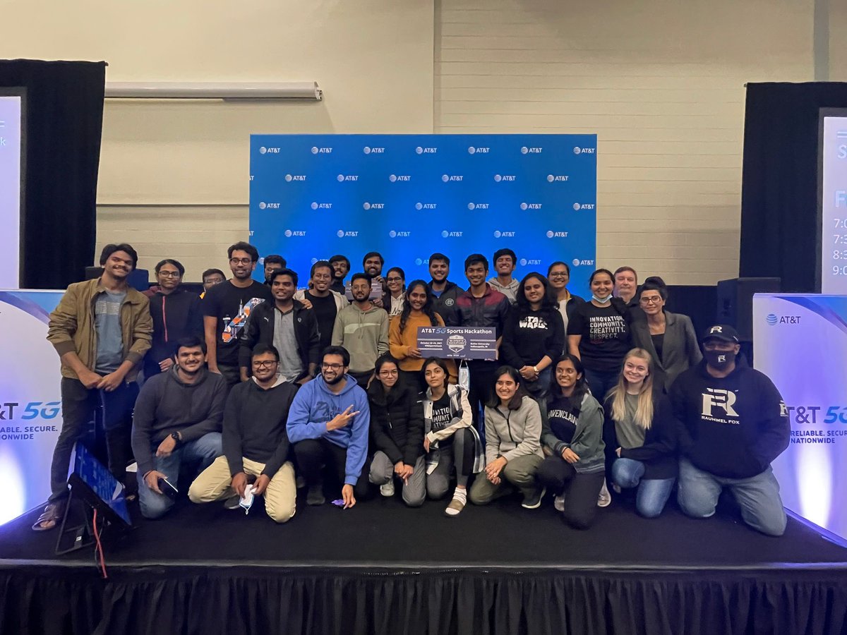 vaishchityala's tweet photo. 👏🏻 to the amazing 48hr hours #5GSportsHack #SOIC #IUPUI https://t.co/kZXy4IiNw3