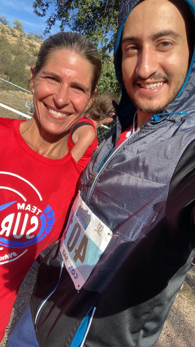 AshouriYazan's tweet photo. Great to have a morning run with #TeamSurgery @UofAZSurgery at @B2science #RunTucson inspired by Dr. @TaylorRiall #TayloredToInspire #WhoNeedsTwoLungs https://t.co/XCsZ4Mee99