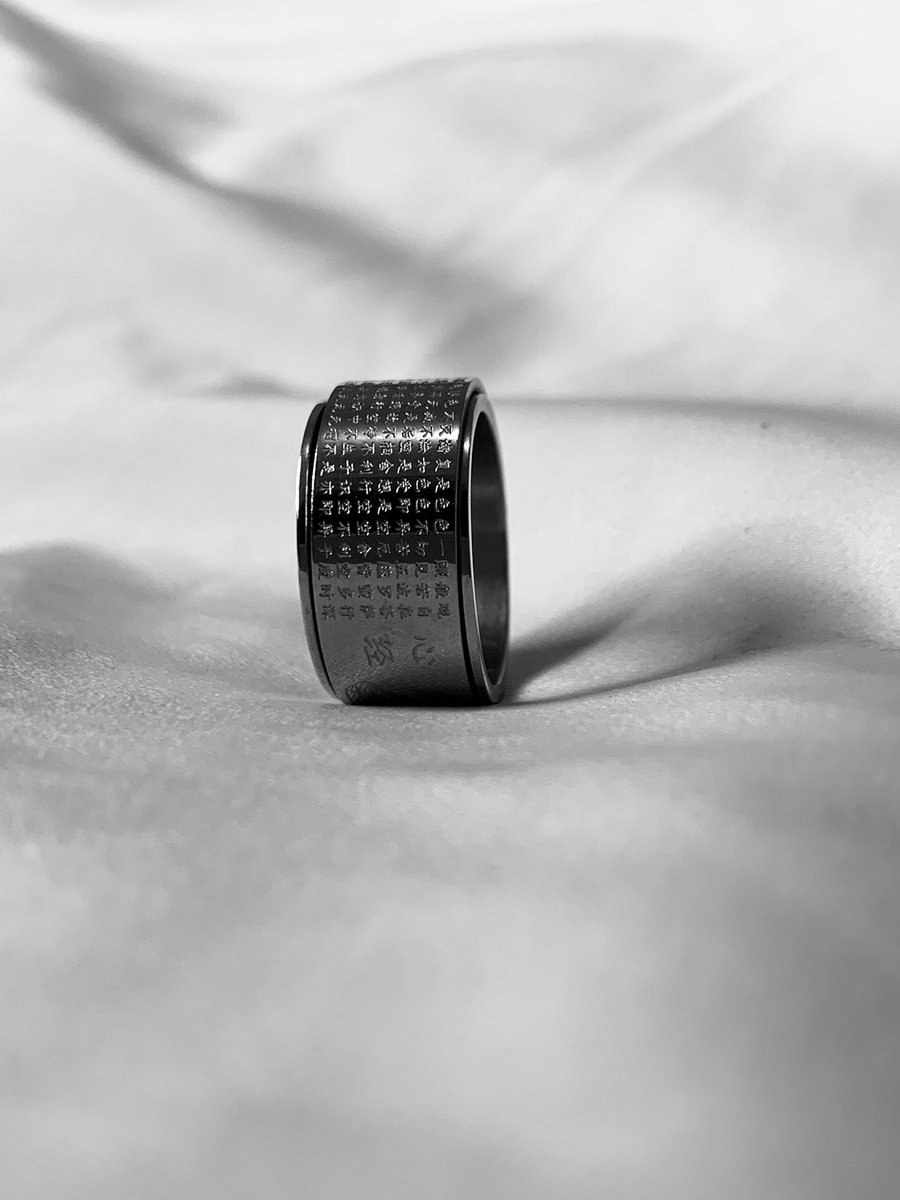 melissa_bawa's tweet photo. Hi I sell rings for 30 cedis each 
Kindly help me grow my business by retweeting. God bless you. https://t.co/MRspbMnO6D
