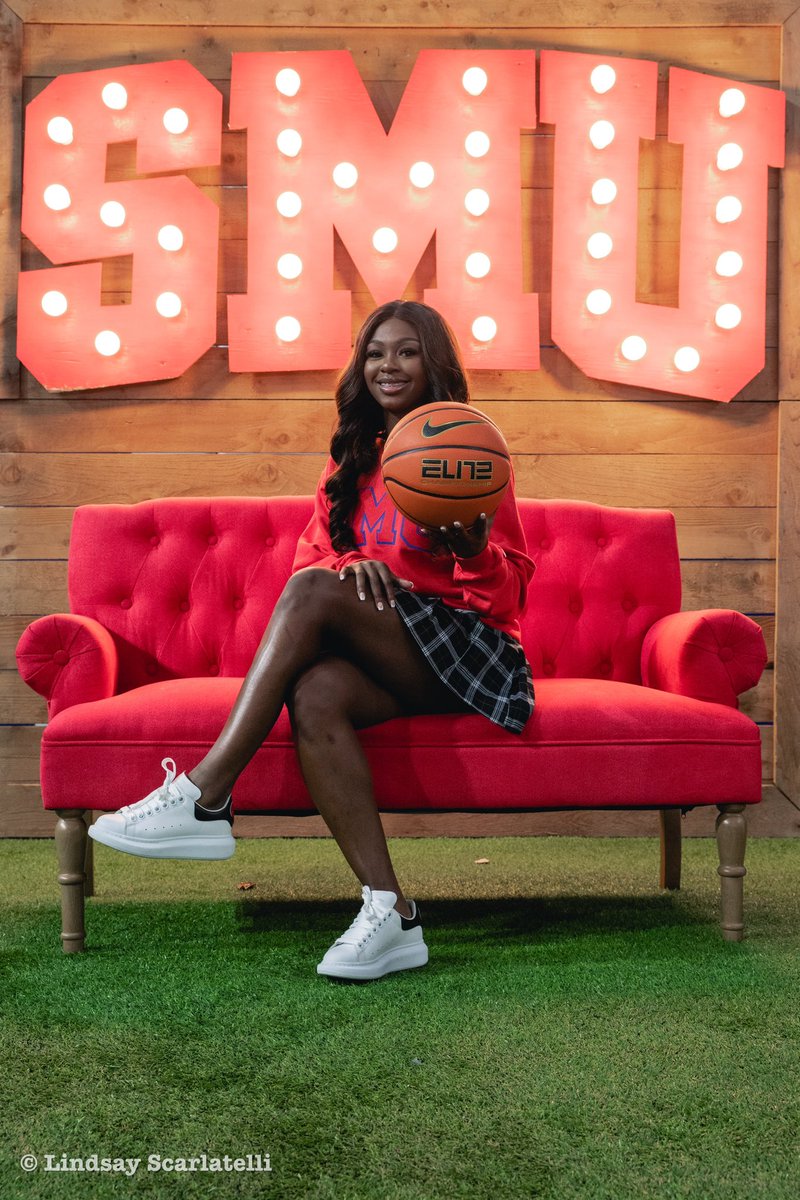 📸 : @MathisDesirae and <a href="/amberrbaconnn/">lil bac 💅🏾🥰</a>