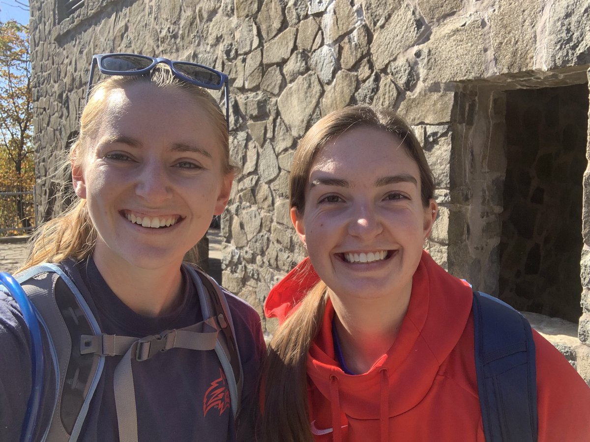 leannesako's tweet photo. Ran into a fellow seawolf alum on a hike today! @daniellepetro44  @StonyBrookSAAC 📍Sleeping Giant State Park https://t.co/RA8PgajuDO