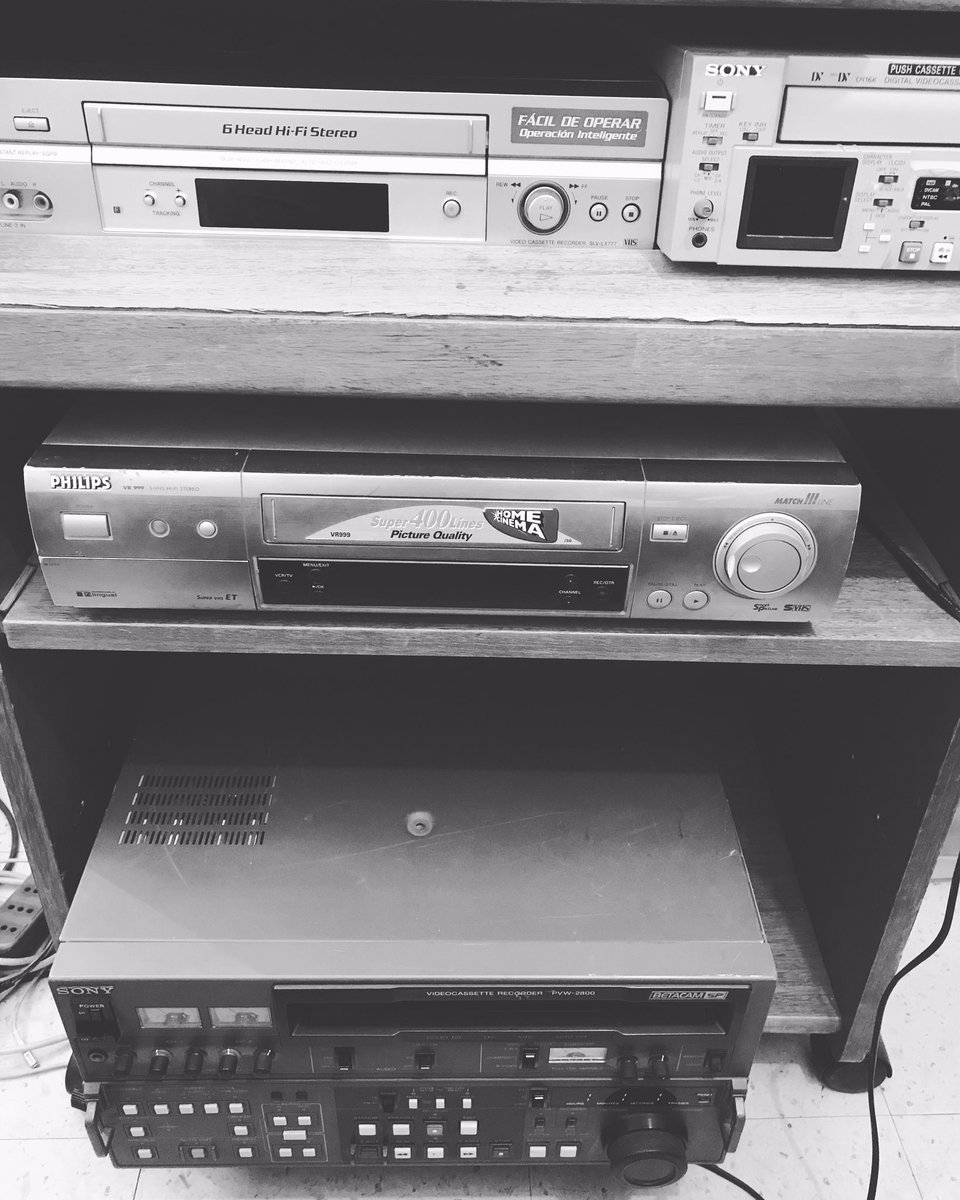 PopArchivo's tweet photo. Va tomando forma nuestra estación de digitalización #videopreservation #video #VHS #SVHS #DVCAM #BETACAM https://t.co/epLvw233BO