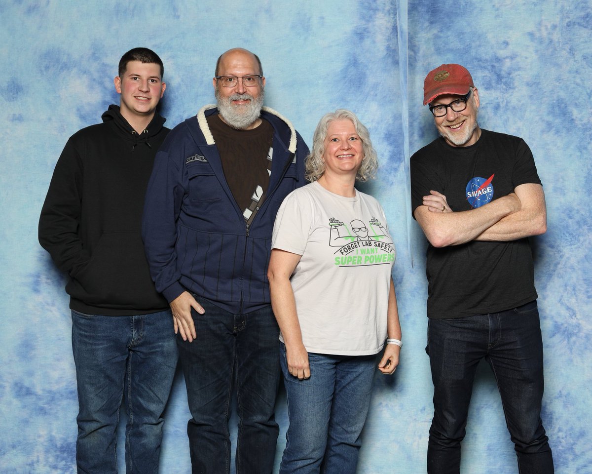 jpoupore's tweet photo. Great meeting you today @donttrythis at #FANEXPOCanadaLimitedEdition. Hope to see and hear you back in Toronto again some day! https://t.co/sSzY05SqLz