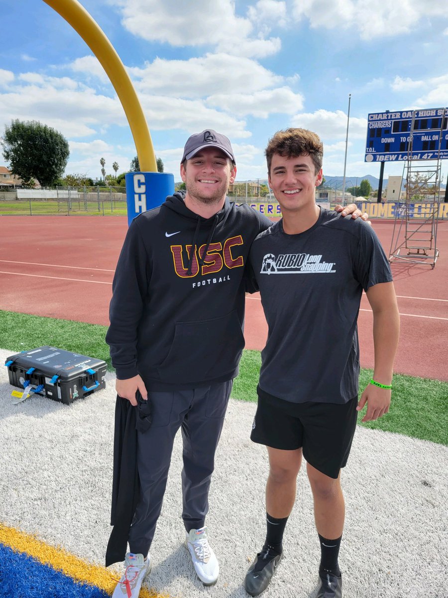_keanryan's tweet photo. Shout out @TheChrisRubio &amp; @damon_james24 for the work today! Took away some great things to utilize the rest of the season. https://t.co/Uu9k9EVmhv