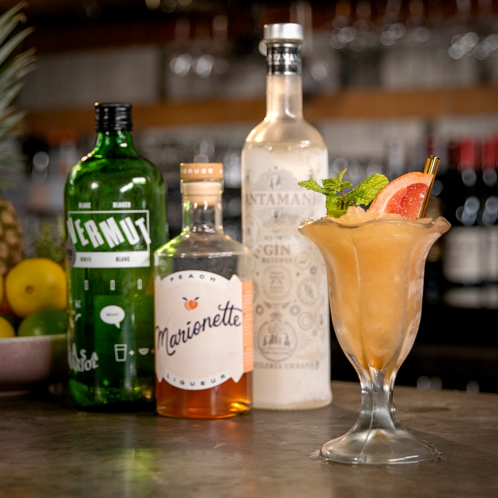 Behind the Bar with Cara Devine tweet media