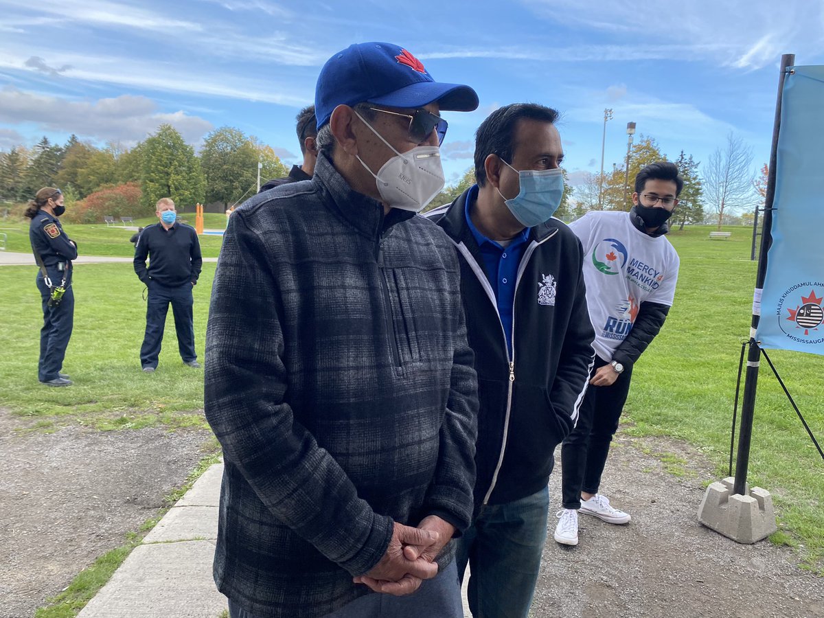 Thank you <a href="/AMYACanada/">Muslim Youth Canada</a> for hosting #RunForMississauga to help <a href="/THP_hospital/">Trillium Health Partners</a>. This is the best way to engage our youth to #GiveBack to community. #workingtogether to bring smiles for everyone. <a href="/ahmadiyyacanada/">Ahmadiyya Muslim Jama’at Canada</a>