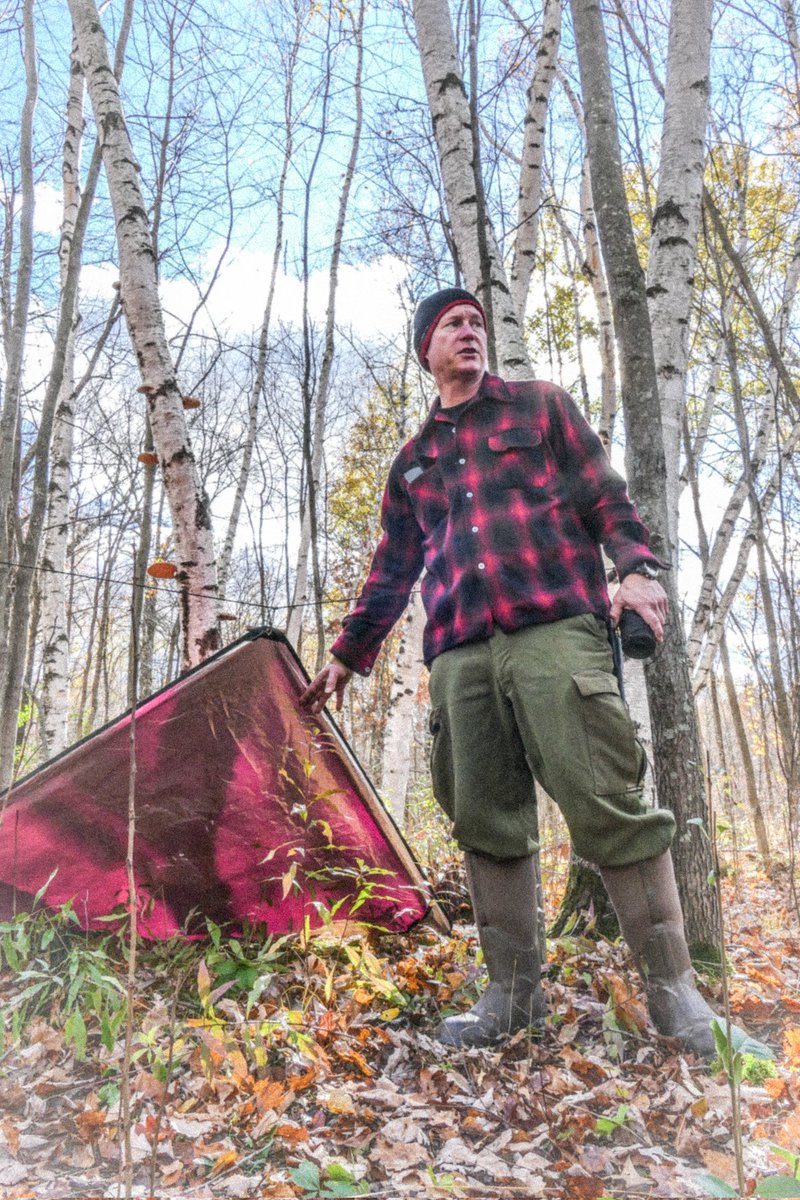 DadMinnesota's tweet photo. This is Larry Roberts (@Maninthestix), 2 time participant on @HISTORY channel's Alone.
He teaches wilderness survival here in Minnesota.
If you're up here, contact him. See if he has a class coning up.
You won't regret it.
#aloneshow #larryroberts #minnesota #wildernesssurvival https://t.co/A384PytUqp