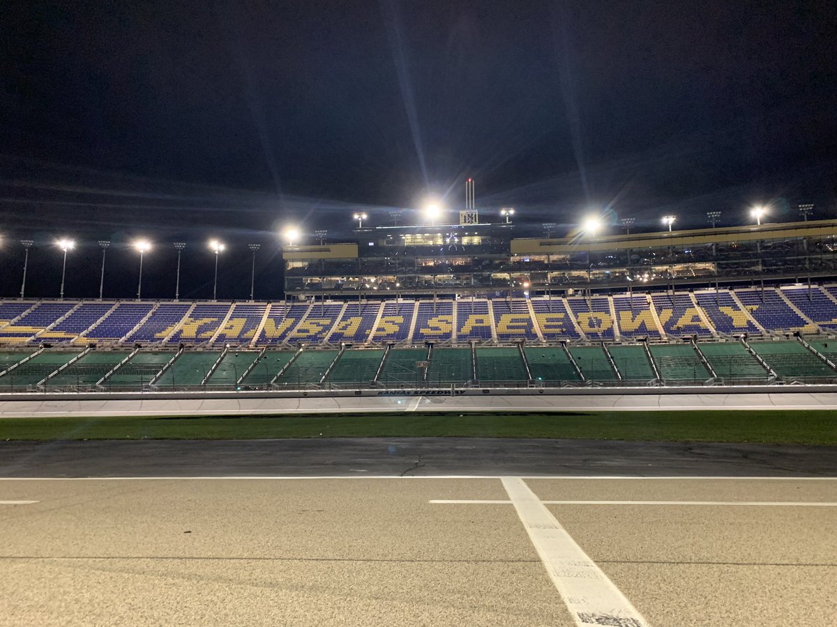 kansasspeedway's tweet photo. It’s been quite a year folks! 

See you all in 2022 ✌️

#HC400 | #KL300 | #Reeses150 https://t.co/MyhWBPBIAg