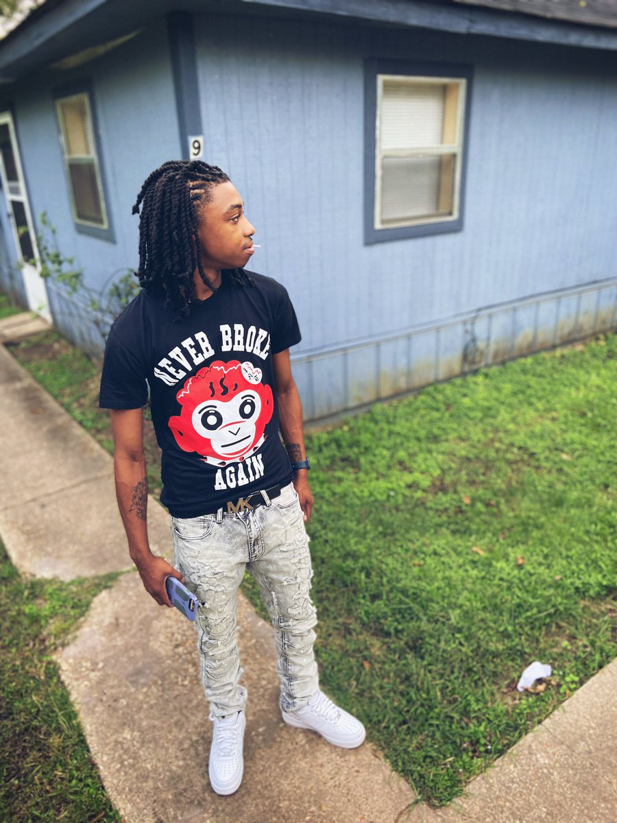 B1ngBag's tweet photo. Me Looking At Profit π°π£ #Freekool #Exit99 #BAGz https://t.co/t04IIW9dhk
