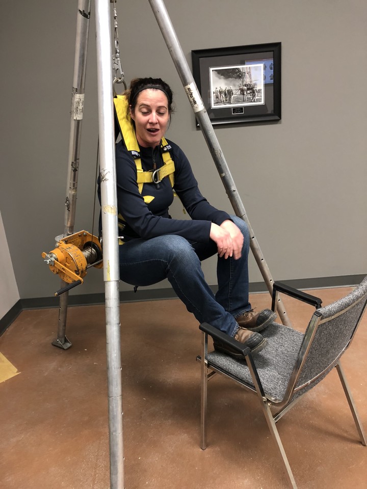 safetybuzcampus's tweet photo. Did you know that nearly 20% of all WCB claims are due to falls.  Keep your team safe and keep your WCB premiums down.  We have our in-house fall protection course on weekly. Next ESC Fall Pro course Tuesday.  https://t.co/qFHwSmlnUA #fallpro  #MedHat #TrainWithUs #safetytraining https://t.co/tzciQiWaxm