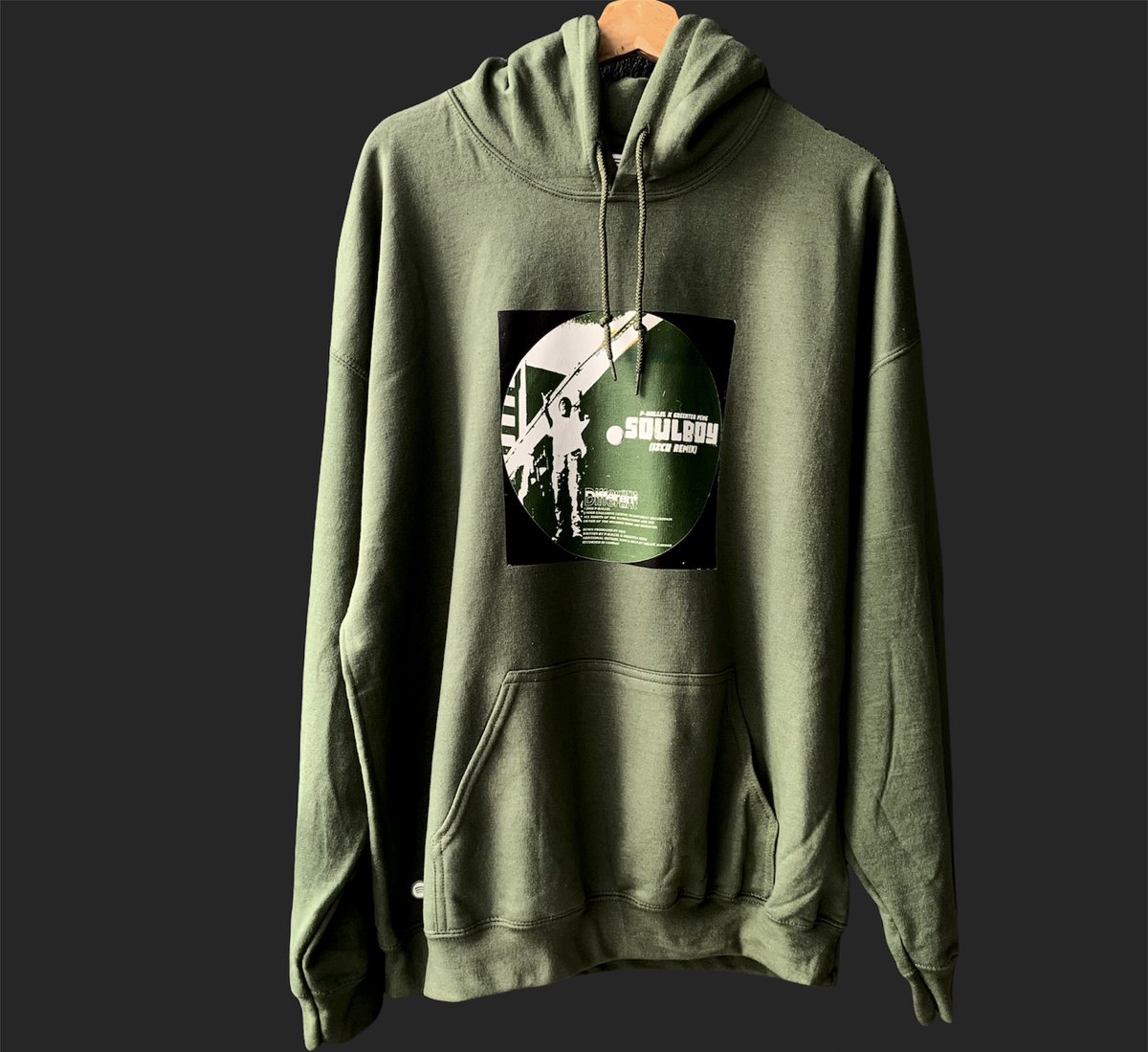 fkngsnslfmrd's tweet photo. Soulboy - P rallel, Greentea Peng, IZCO #streetwear #fokangsenselfmoord #fokangbar #greenteapeng #izco #prallel https://t.co/8b8av2SWSO