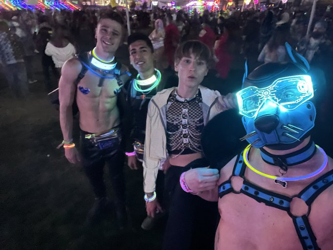 Damn I haven&rsquo;t danced that hard in ages!!! Day two ✅ #EDCLV2021 https://t.co/ynn6J796X2<a href="/tag/edclv2021"class="tags"><span>#edclv2021</span></a>