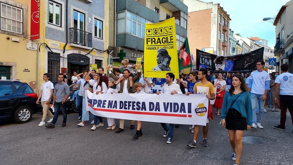 Toda a VIDA tem Dignidade - O Chega é o único partido que esteve presente e disse SIM à VIDA!
Primeiro direito de todos que deve ser protegido, acarinhado e desenvolvido!
#CaminhadaPelaVida
#GeraçãoPróvida
#oneofus
#lumiarpelavida
#todaavidatemdignidade
#UmPartidoUmLíderUmDestino