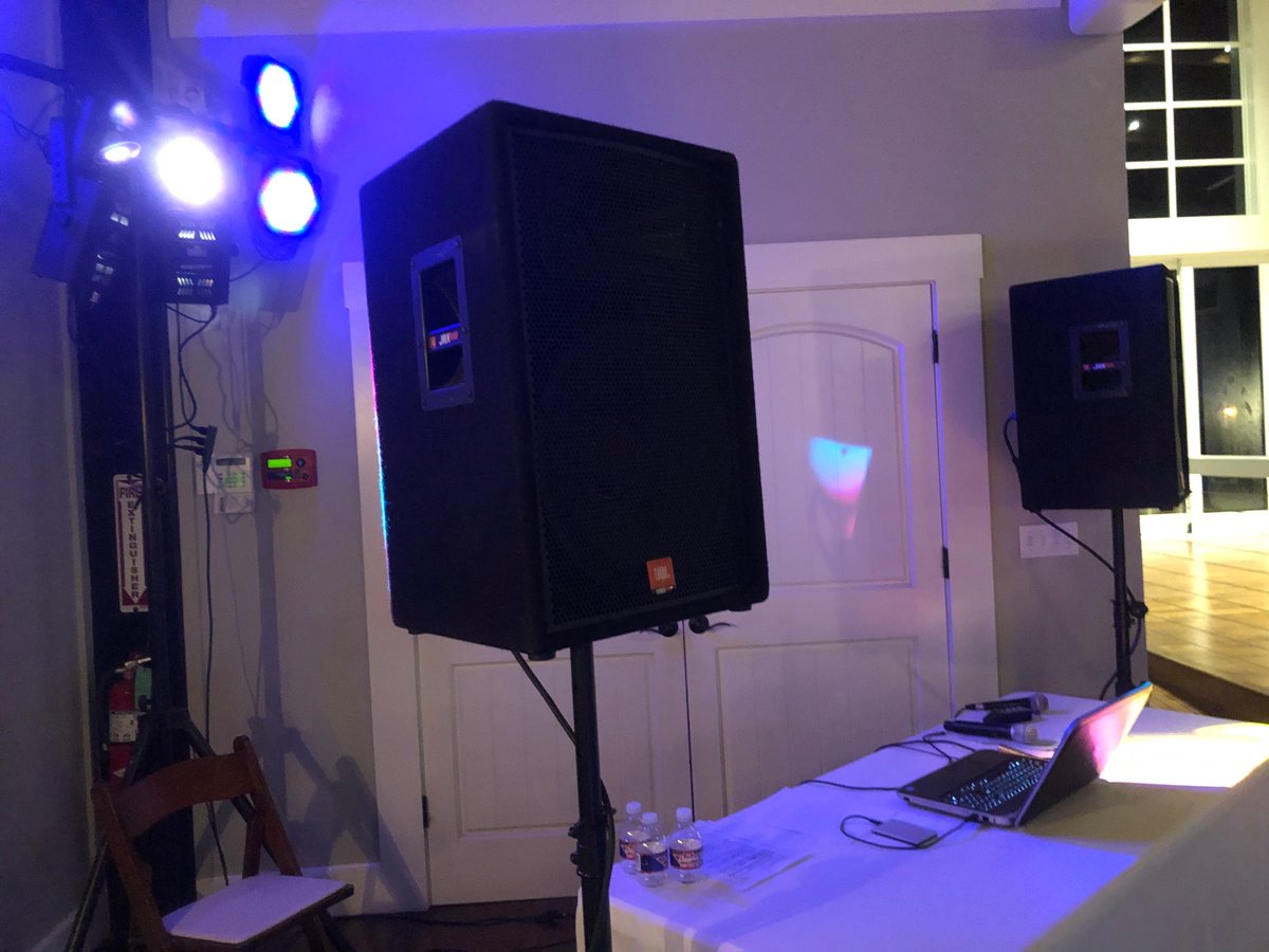 UniqueMobileDJ's tweet image. Congratulations Loftin &amp;amp; Miah!
Sparrow Beginnings was a great venu #UniqueEntertainment
