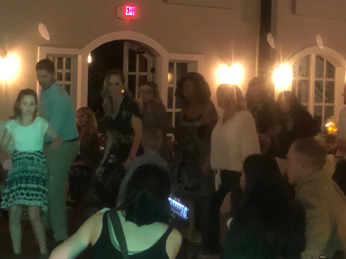 UniqueMobileDJ's tweet image. Congratulations Loftin &amp;amp; Miah!
Sparrow Beginnings was a great venu #UniqueEntertainment