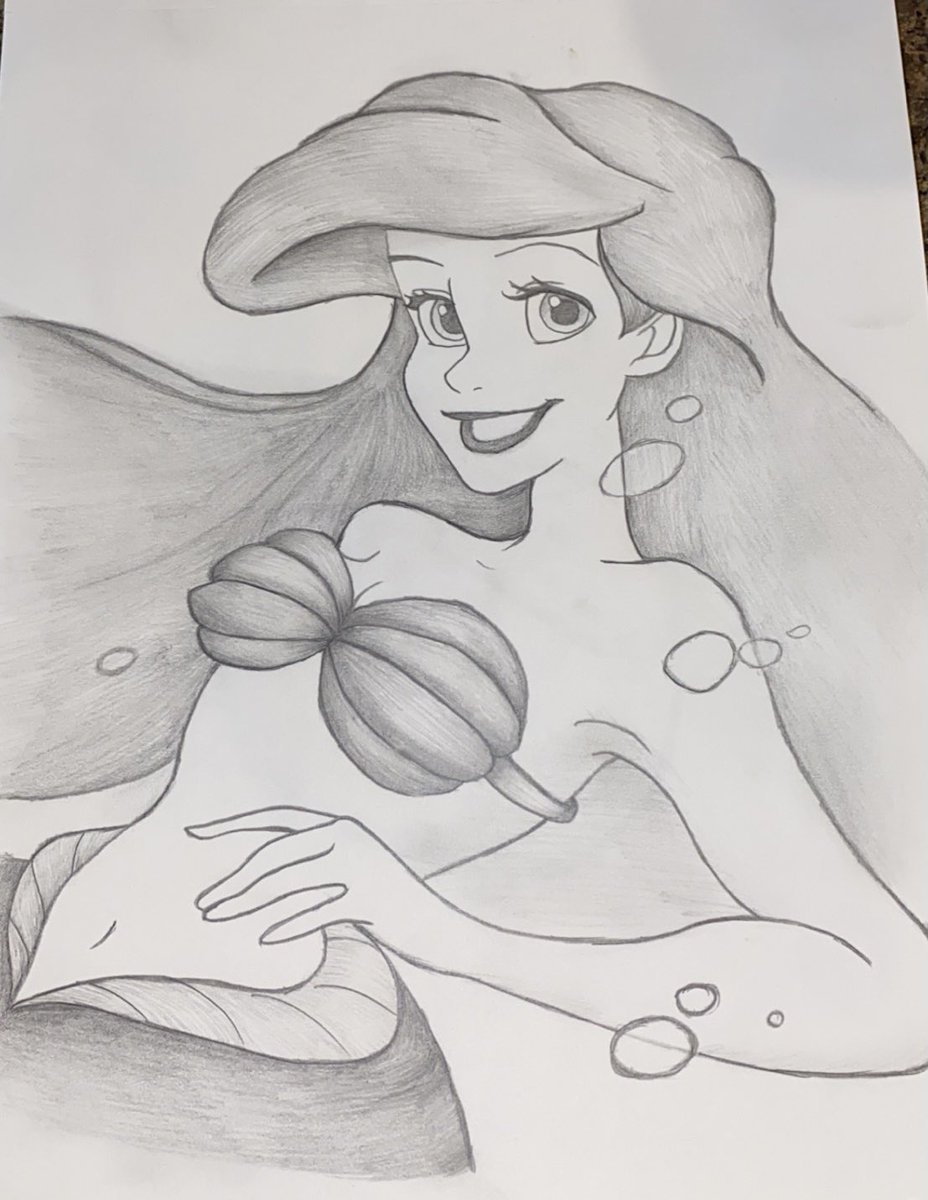 RogueStar4's tweet photo. Idk if I ever posted these but some of the recent sketches I’ve gotten done. #roguestarart #disney #sketches https://t.co/enV3ivo99T