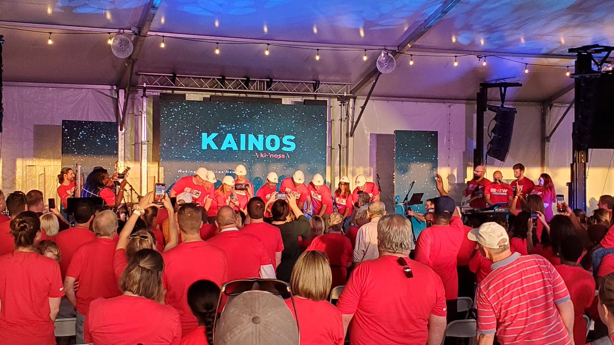 marcos37's tweet photo. Groundbreaking in our Sienna First Baptist Church! #Kainos Jesus makes everything new! https://t.co/SoNXhlNemT