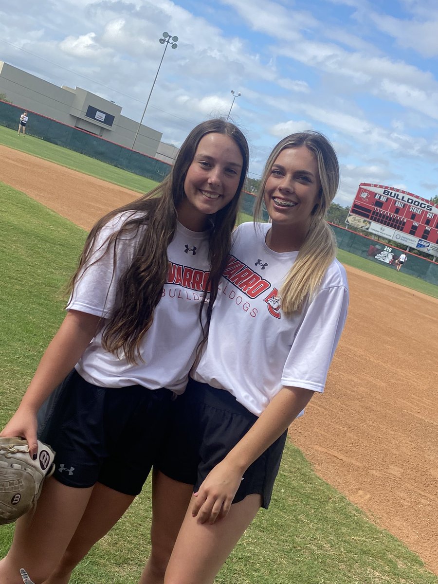 Bulldog Softball❤️🤍Great Day
<a href="/NCDAWGSSoftball/">NC Softball</a>