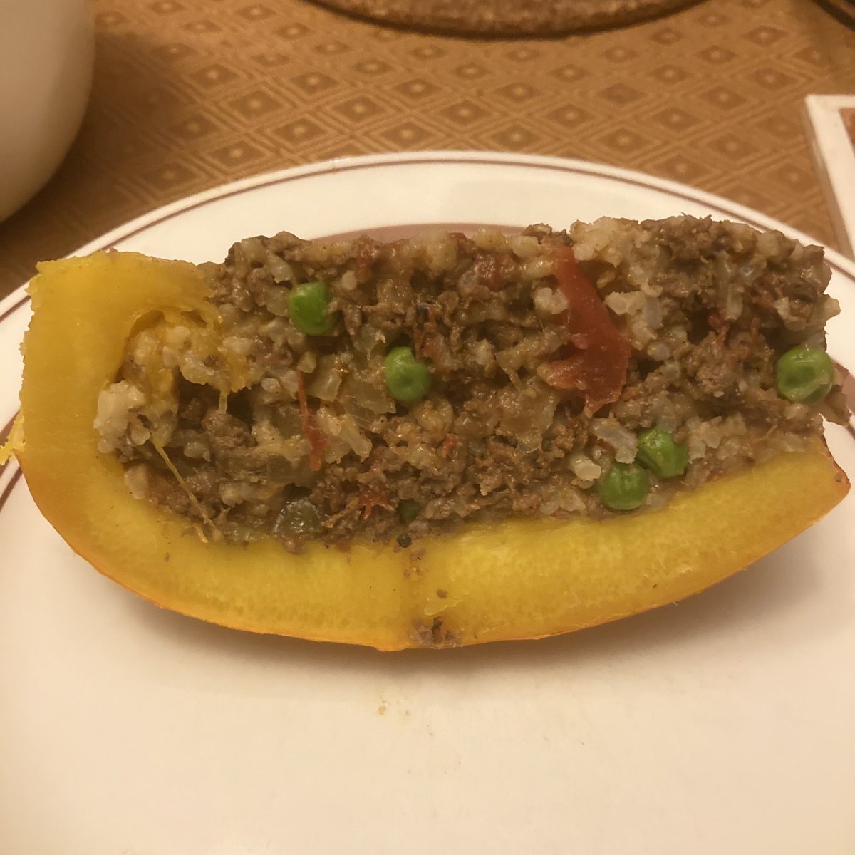 Combining two of my culinary passions, I present... a pumpkin forced with curried beef and rice!
#CookingIsMyTherapy #HistoricFoodways