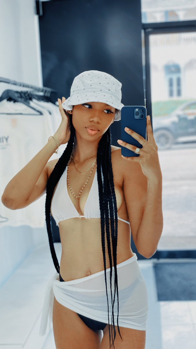 yink_co's tweet photo. YINK BUCKETS: for the sunny days, rainy days, bad hair days and days like these
⠀⠀⠀⠀⠀⠀⠀⠀⠀⠀⠀⠀⠀⠀⠀⠀⠀⠀ ⠀⠀ ⠀ ⠀ ⠀🇹🇹 x 🇯🇲 x 🇧🇧 x 🇬🇾 x 🇬🇩 x 🇱🇨⠀⠀⠀⠀⠀⠀⠀⠀⠀⠀⠀⠀⠀⠀⠀⠀⠀⠀⠀⠀⠀⠀⠀ ⠀⠀ ⠀
#YINK #trinidad #trinidadandtobago #jamaica #Barbados #caribbean https://t.co/Mq1dXRc6DU