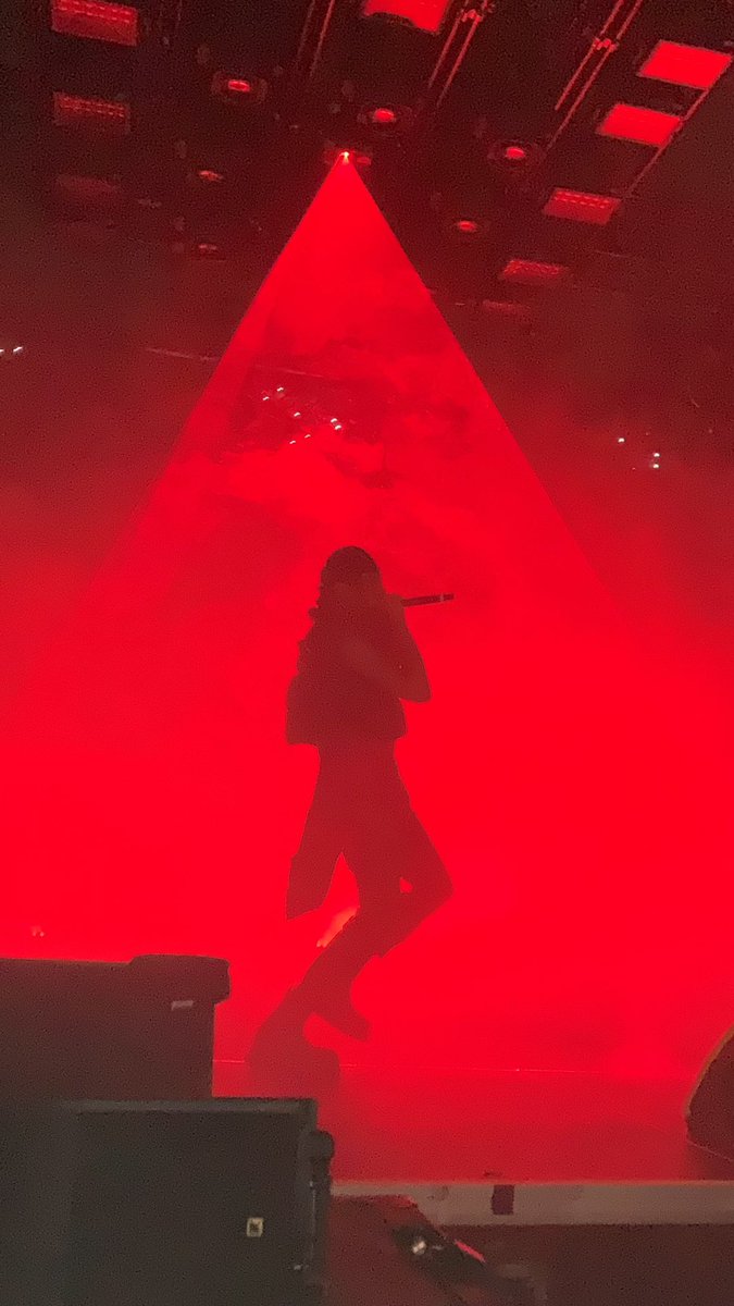 Aidm0n's tweet image. Some pics from the Playboi Carti show in Gainesville. Dm for vids or more pics I took 🧛🏿‍♂️💋🦋
#Carti #playboicarti #kingvamp #kingvamptour #Narcissist #NARCISSISTTOUR