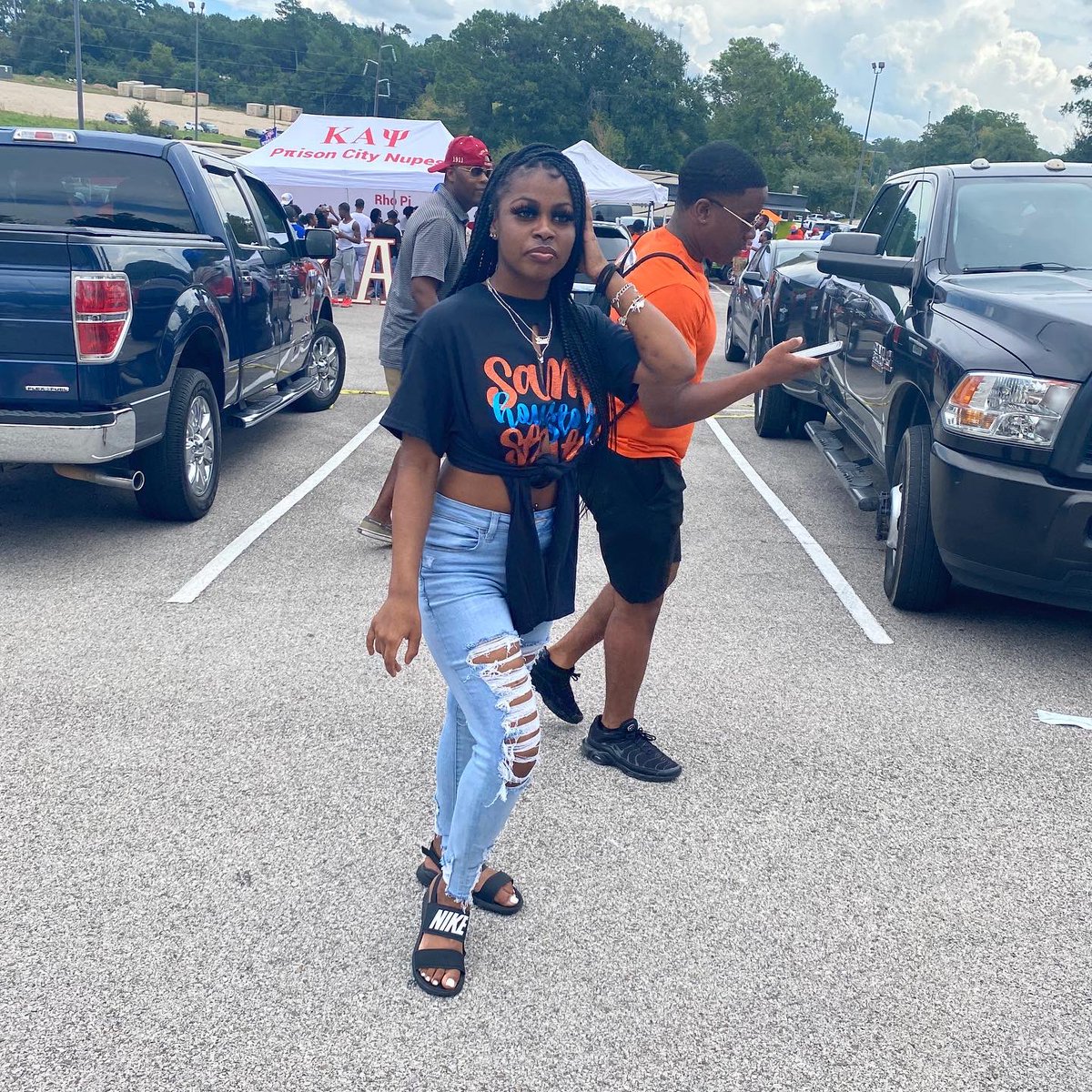bmaarieee's tweet photo. pretty brown bad b 🤎🧚🏾‍♀️ #blacksam #SHSUHOCO https://t.co/2VPYPiNDd5